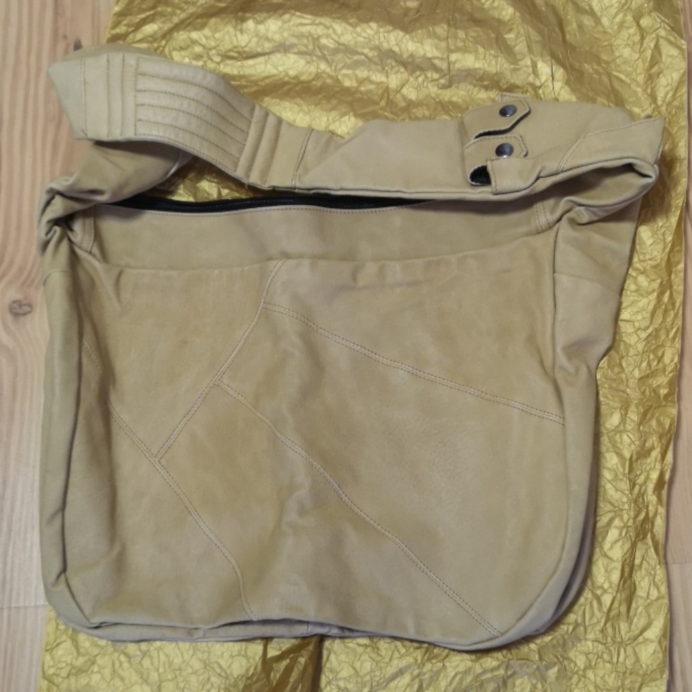 VINTAGE JOPEJ 100% LEATHER CROSS SHOULDER BAG